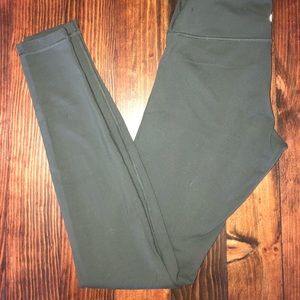 Wunder Under Lululemon Olive Leggings